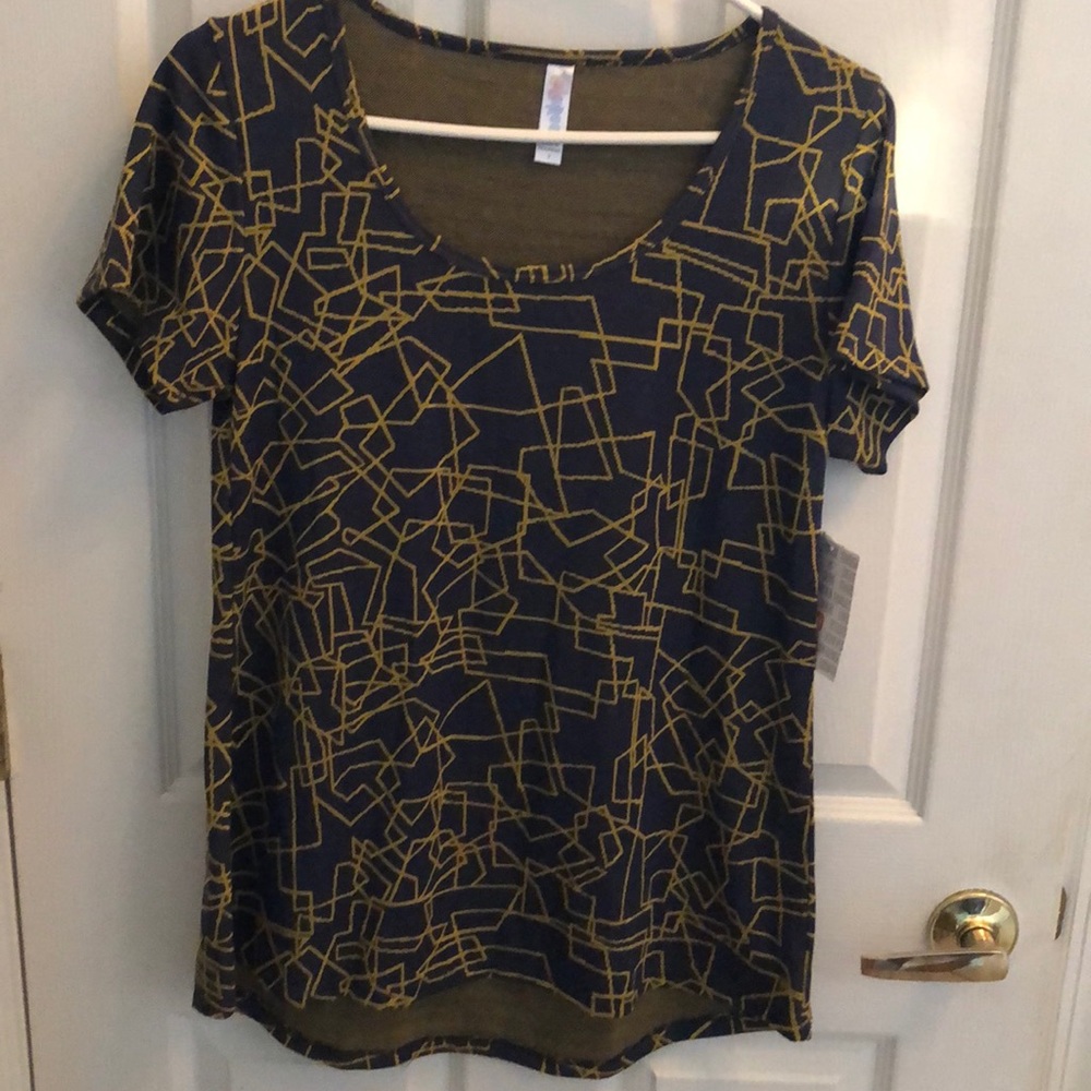 LuLaRoe Abstract Print Tee Sz Small NWT top